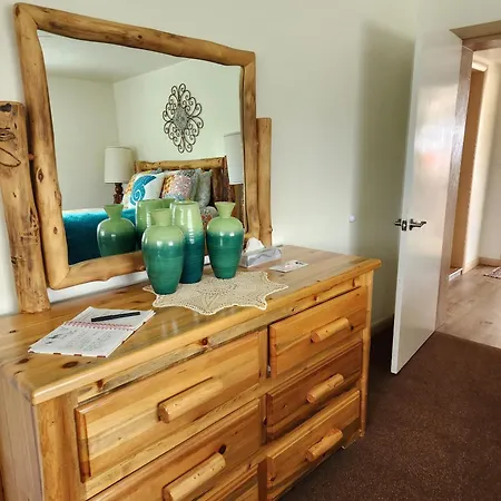 Dora'S Country Cottage Escalante Room photo